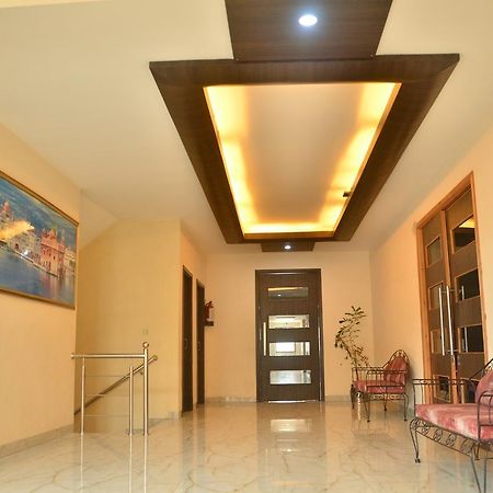Hotel Milan Palace อัมริตสา ภายนอก รูปภาพ