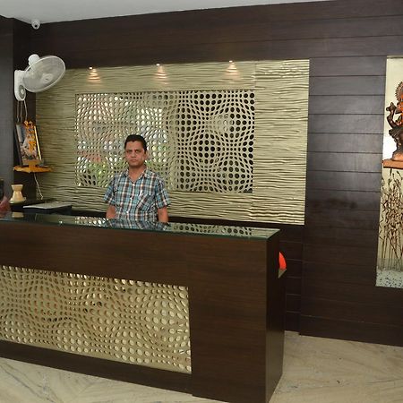 Hotel Milan Palace อัมริตสา ภายนอก รูปภาพ